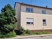 Straßenseite - 6 Zimmer Mehrfamilienhaus, Wohnhaus zum Kaufen in Mengen