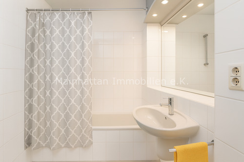 Badzimmer - Etagenwohnung mit 53,00 m&sup2; in Usingen zum Kaufen