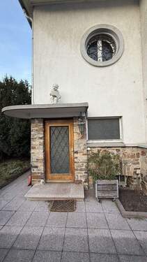 Hauseingang - 1 Zimmer Mehrfamilienhaus, Wohnhaus zum Kaufen in Mainz