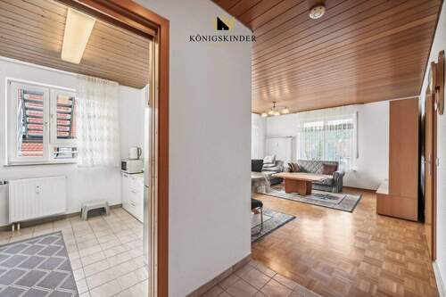 Flur / Wohnbereich - 2 Zimmer Etagenwohnung in Plochingen