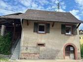 Wohnhaus 1 - Zwei Wohnhäuser mit Ökonomiegebäude in ruhiger Lage auf großzügigem Grundstück