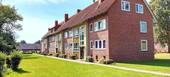 Hausansicht - Ruhiges Wohnen - 2 Zimmerdachgeschosswohnung sucht Nachmieter!