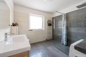 Badezimmer - 4 Zimmer Etagenwohnung zum Kaufen in Wehr