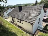 Außenansicht - 6 Zimmer Mehrfamilienhaus, Wohnhaus zum Kaufen in Kämpfelbach
