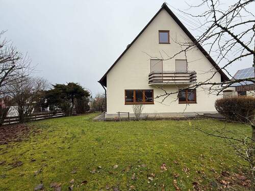 Großer Grund - Großes Haus - 8 Zimmer Einfamilienhaus in Monheim