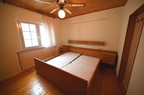 1. OG Schlafzimmer - 