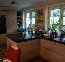 Kaufen und einziehen, EFH, renoviert, gemalert und mit EBK - Weimar Industriegebiet Nord