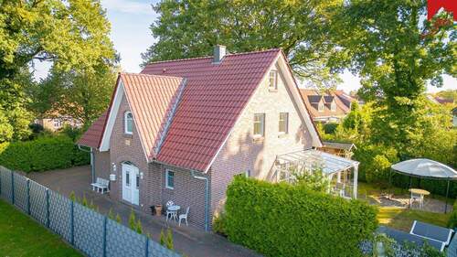 Familienfreundliches Einfamilienhaus - Das perfekte Einfamilienhaus im energetisch einwandfreiem Zustand in begehrter Siedlungslage von Aurich- Wallinghausen!