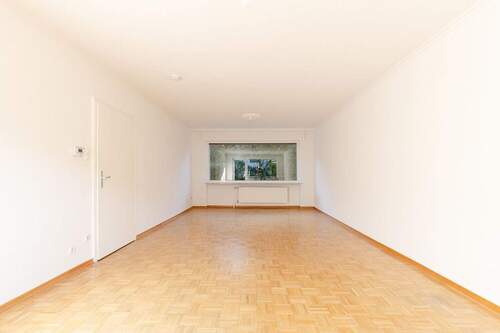 Wohn-/Esszimmer II - 6 Zimmer Reihenmittelhaus in Frankfurt am Main