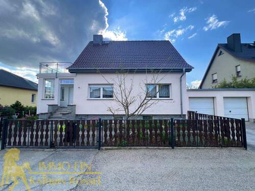 Ostansicht - 6 Zimmer Einfamilienhaus in Weißwasser