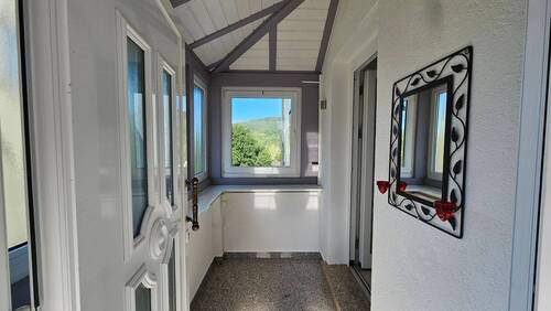 Windfang - 4 Zimmer Mehrfamilienhaus, Wohnhaus in Bullay