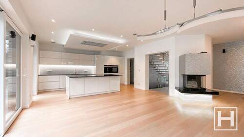 Offener Wohnbereich - 5 Zimmer Einfamilienhaus zur Miete in Norderstedt