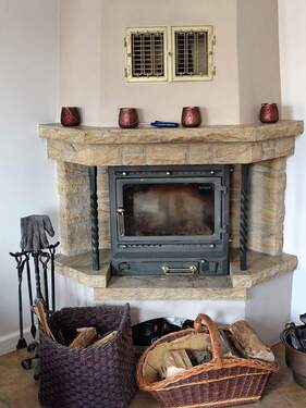 EG-Kamin im Wohnzimmer - 