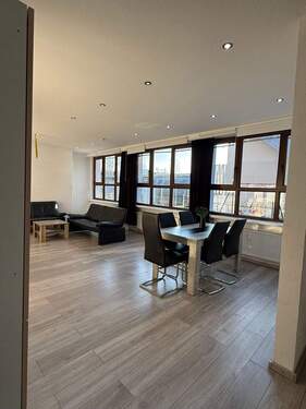 Wohnen - 5 Zimmer Etagenwohnung in Niefern-Öschelbronn