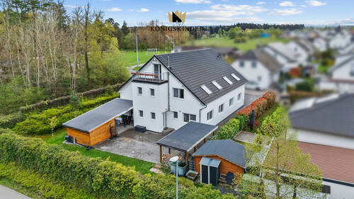 Außenaufnahmen - 7 Zimmer Doppelhaushälfte in Neuhausen