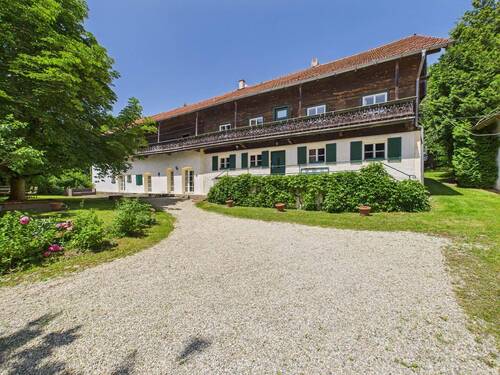 Vorderansicht - 1 Zimmer Mehrfamilienhaus, Wohnhaus zum Kaufen in Kröning
