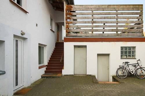 Hintereingang Anbau - 