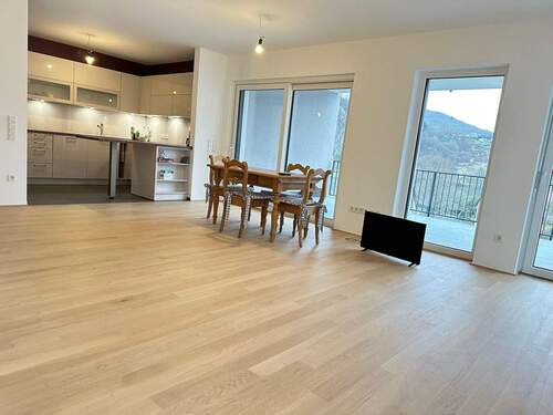 Wohnraum mit offener Küche - 3 Zimmer Etagenwohnung in Bullay