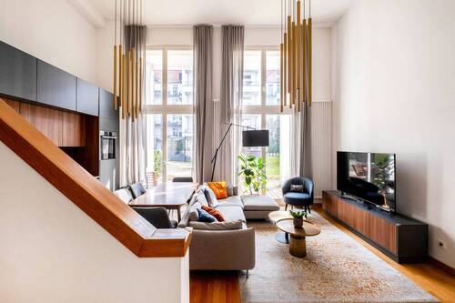 Wohn- und Essbereich mit Zugang zur Terrasse - 3 Zimmer Etagenwohnung zum Kaufen in Berlin