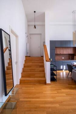 Blick zum Eingangsbereich - 