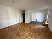 Wohnzimmer - 3 Zimmer Etagenwohnung zur Miete in Nürnberg