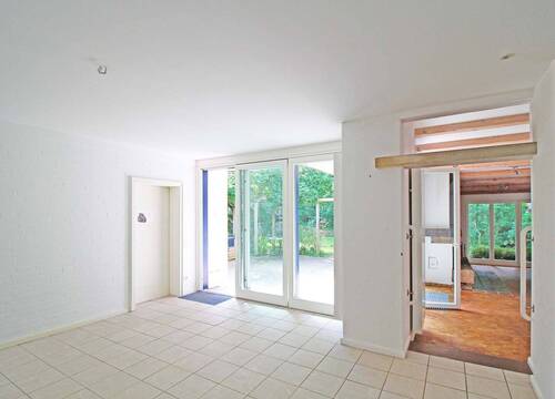 Esszimmer mit Zugang zur Terrasse - 