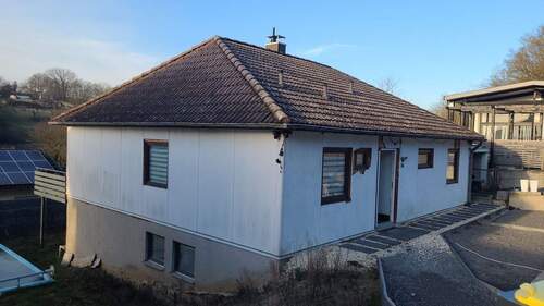 Außenansicht - 3 Zimmer Einfamilienhaus zum Kaufen in Königsbach-Stein