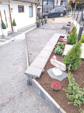 Vorgarten unfertig - 3 Zimmer Einfamilienhaus in Königsbach-Stein