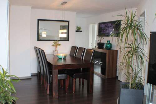 Esszimmer 2016 - Traumhaft privates Wohnen im Dachgeschoss eines Zweifamilienhauses mit Südbalkon