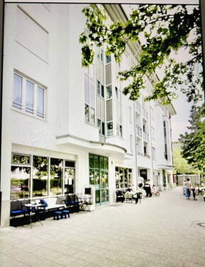 Eingangsfront - 