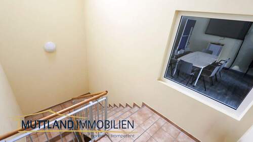 Treppenflur - Mehrfamilienhaus, Wohnhaus in Stralsund zum Kaufen