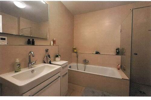 Vollbad mit separater Dusche.jpg - Etagenwohnung mit 80,00 m&sup2; in Hamburg zur Miete