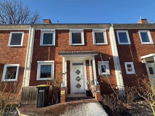 Reihenmittelhaus Ostseite - 3 Zimmer Reihenmittelhaus zum Kaufen in Lüneburg