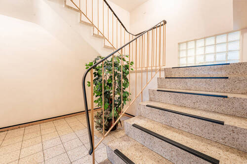 Treppenhaus - 2 Zimmer Etagenwohnung in Bremen / Schwachhausen