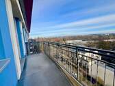 großer Balkon - 