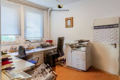 Büro EG - 