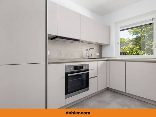 Küche - Stilvoll modernisierte Wohnung mitten im grünen Tonndorf