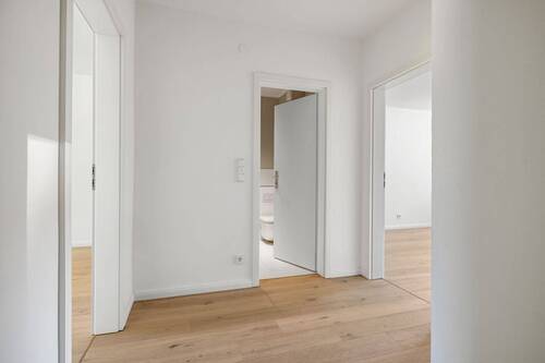Flur - 2 Zimmer Etagenwohnung zum Kaufen in Hamburg / Tonndorf
