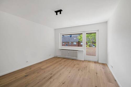 Wohnen/Essen - 2 Zimmer Etagenwohnung in Hamburg / Tonndorf