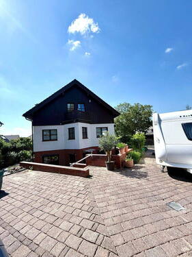 Bild 1 - Modernes 260 qm Haus - 750.000,00 EUR Kaufpreis, ca.  260,00 m² Wohnfläche