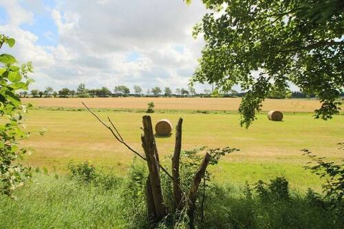 Weitblick - 7 Zimmer Einfamilienhaus in Aventoft