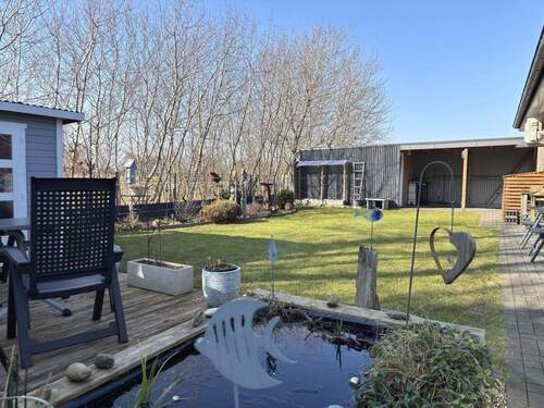 Blick auf das Grundstück - 