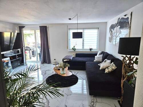 Wohn-/Esszimmer - 3 Zimmer Etagenwohnung in Remshalden / Hebsack