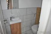 WC und Handwaschbecken - 5 Zimmer Etagenwohnung in Nürnberg