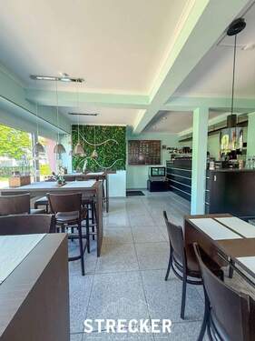 Gewerbeeinheit EG - Mehrfamilienhaus, Wohnhaus mit 183,60 m² in Ettlingen zum Kaufen