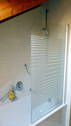 Badezimmer mit Badewanne - 