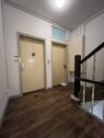 Wohnungstür-re.-001 - 