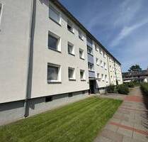Erdgeschosswohnung 3 Zimmer mit Balkon und Gartenanteil! (NJ-1020-87) - Celle Blumlage