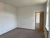 Zimmer 1 - Etagenwohnung mit 69,00 m² in Roßwein zur Miete