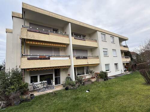 Aussenansicht hinten - 3 Zimmer Etagenwohnung zum Kaufen in Kassel